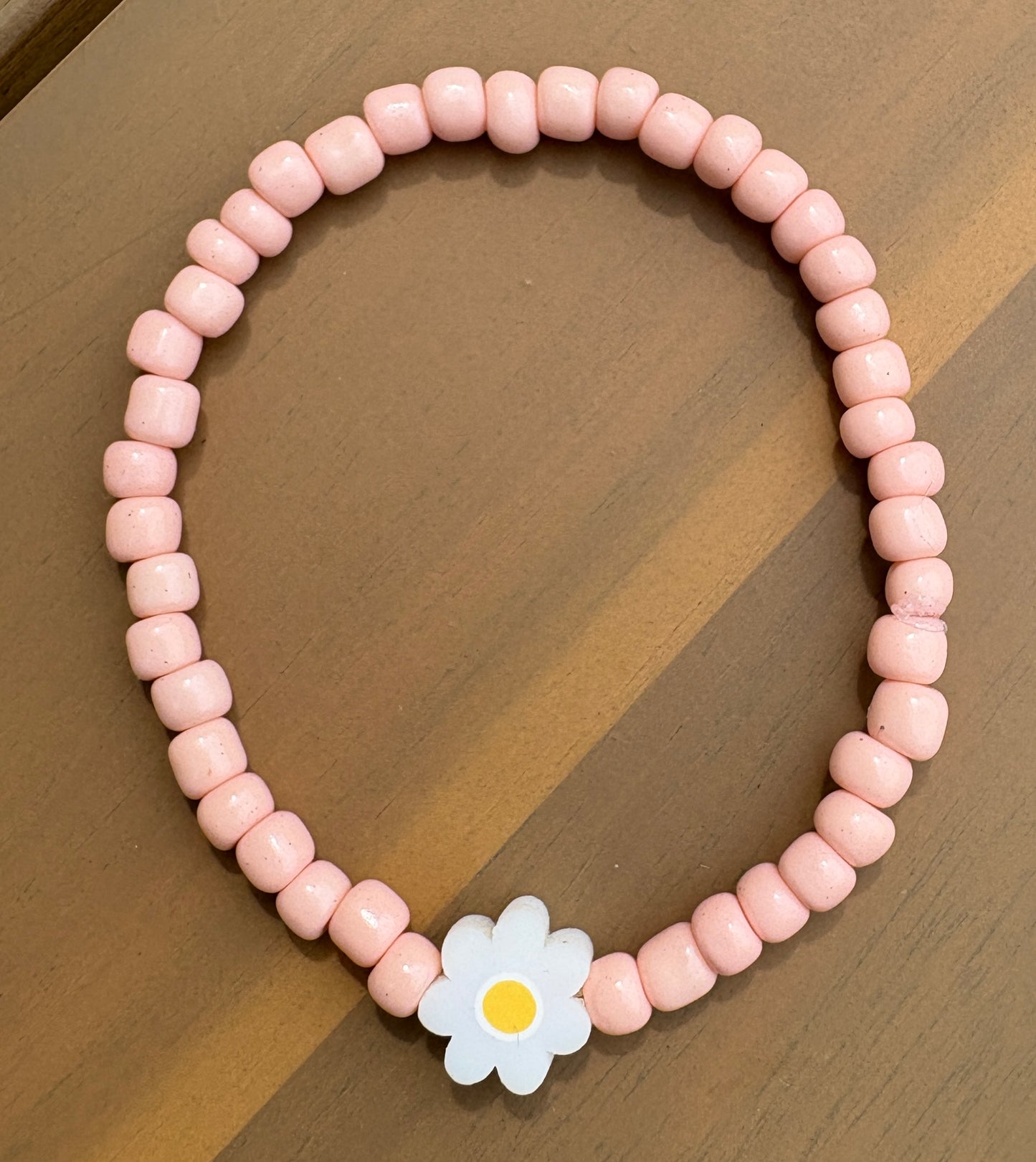 Daisy Pop Misty Rose Beaded Bracelet